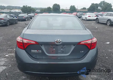 2017 Toyota Corolla Le z USA, uszkodzony, nr VIN 2T1BURHE6HC938586